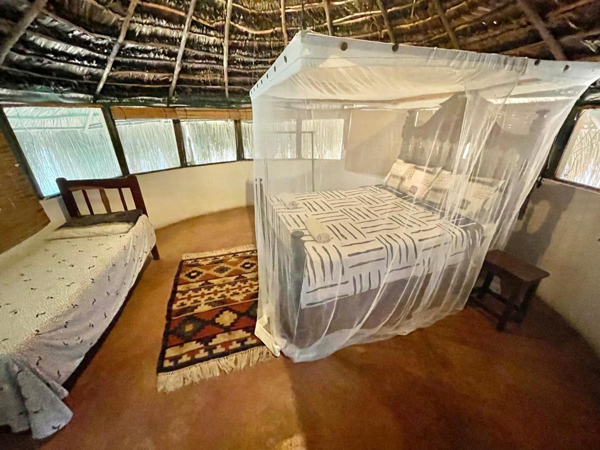 Nhambavale Lodge ชิเดงเกลิ ภายนอก รูปภาพ