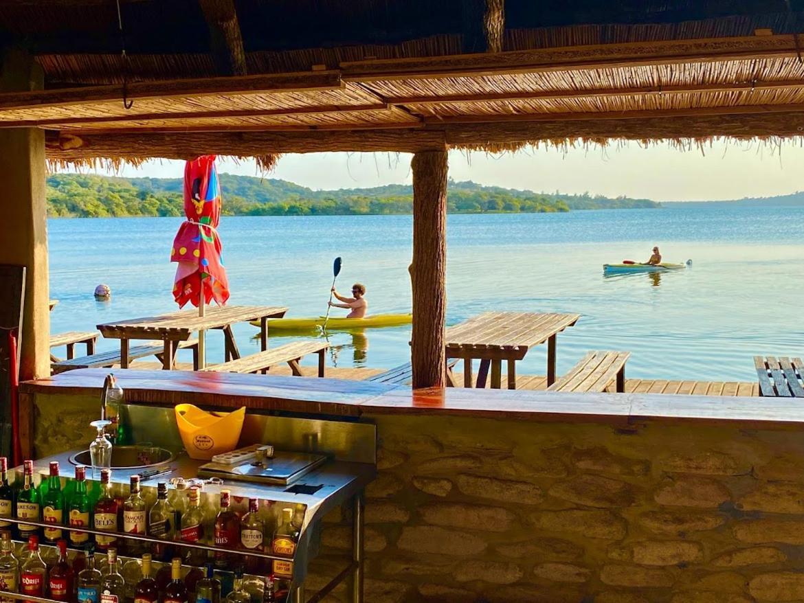 Nhambavale Lodge ชิเดงเกลิ ภายนอก รูปภาพ