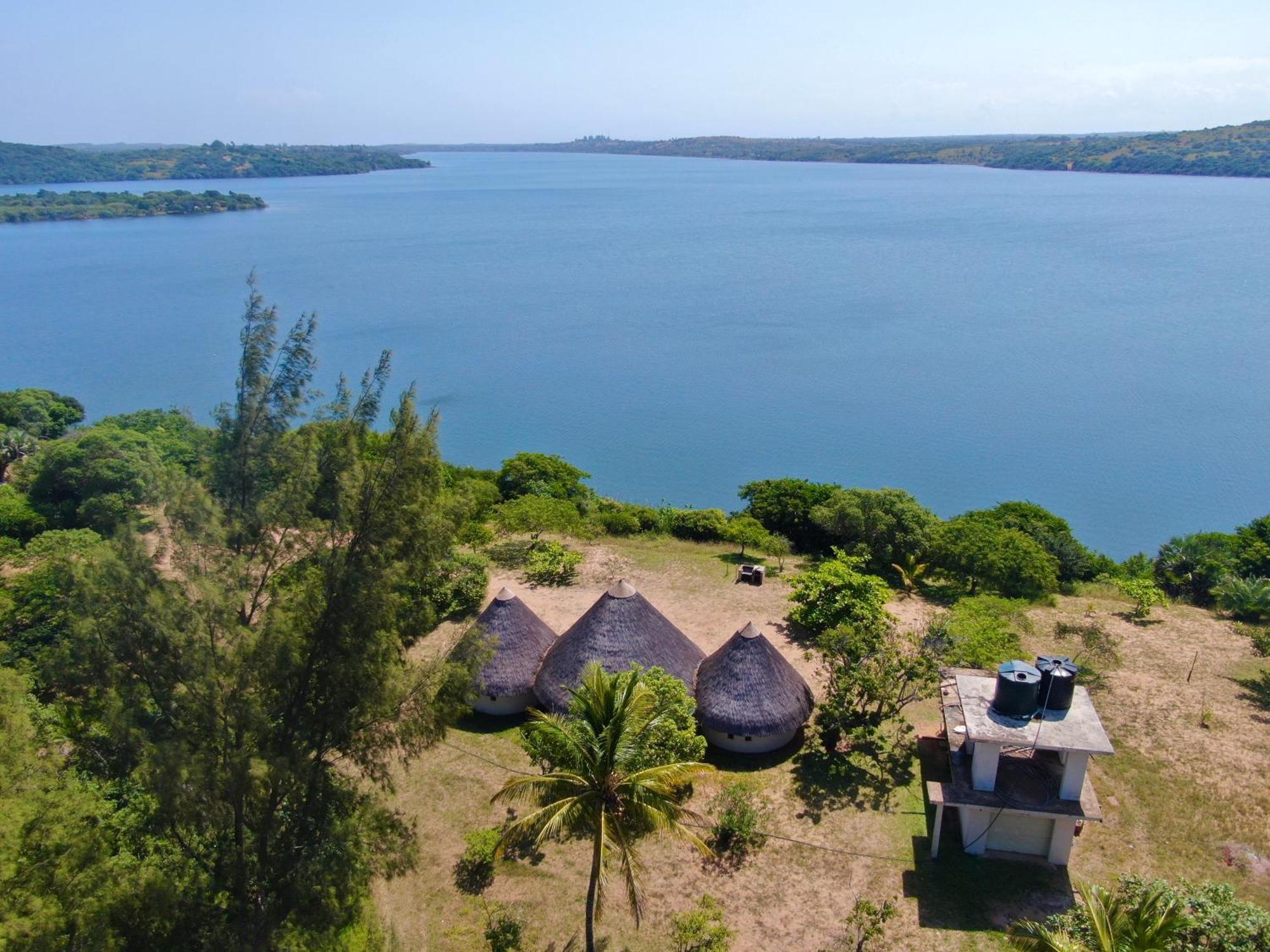 Nhambavale Lodge ชิเดงเกลิ ภายนอก รูปภาพ