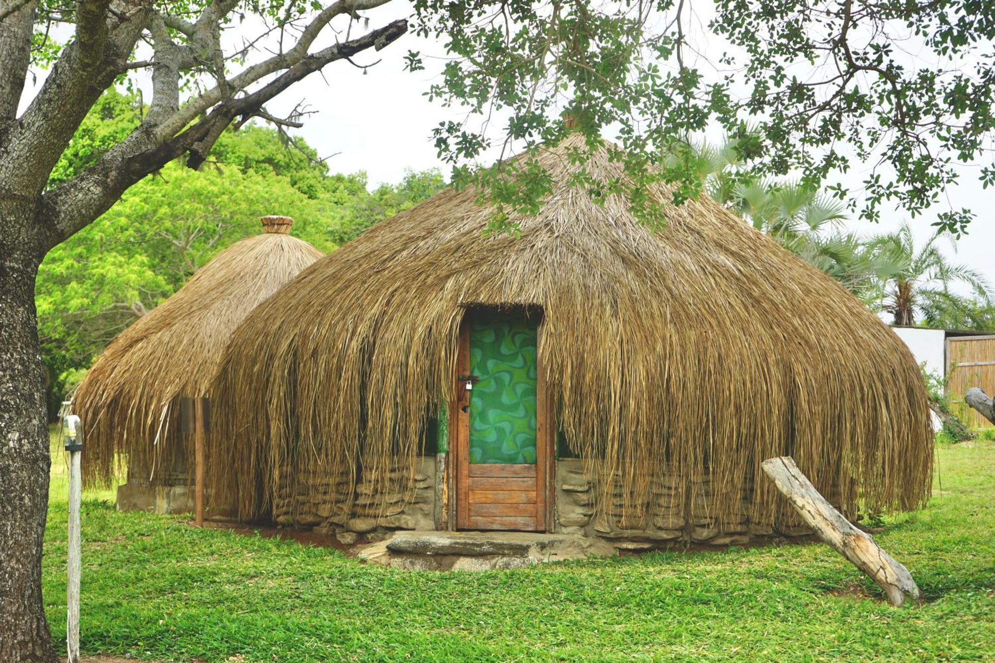 Nhambavale Lodge ชิเดงเกลิ ภายนอก รูปภาพ